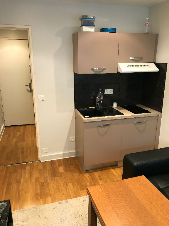 Appartement Maisons Laffitte 1 pièce(s) 14,47 m2 Appartement Maisons Laffitte 1 pièce(s) 14,47 m2
