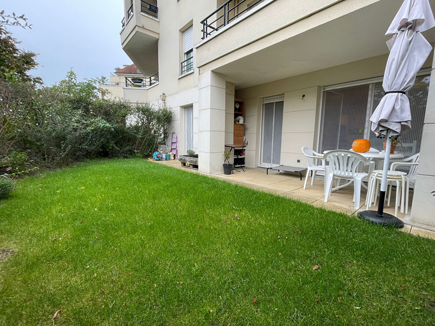 Appartement Maisons Laffitte 2 pièce(s) 46 m2 Appartement Maisons Laffitte 2 pièce(s) 46 m2