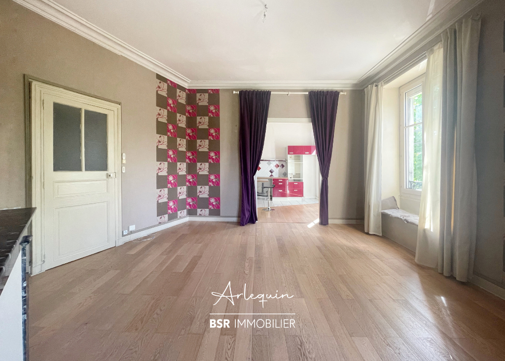 Donner de la fraicheur à Arlequin idéalement situé île de Nantes Donner de la fraicheur à Arlequin idéalement situé île de Nantes