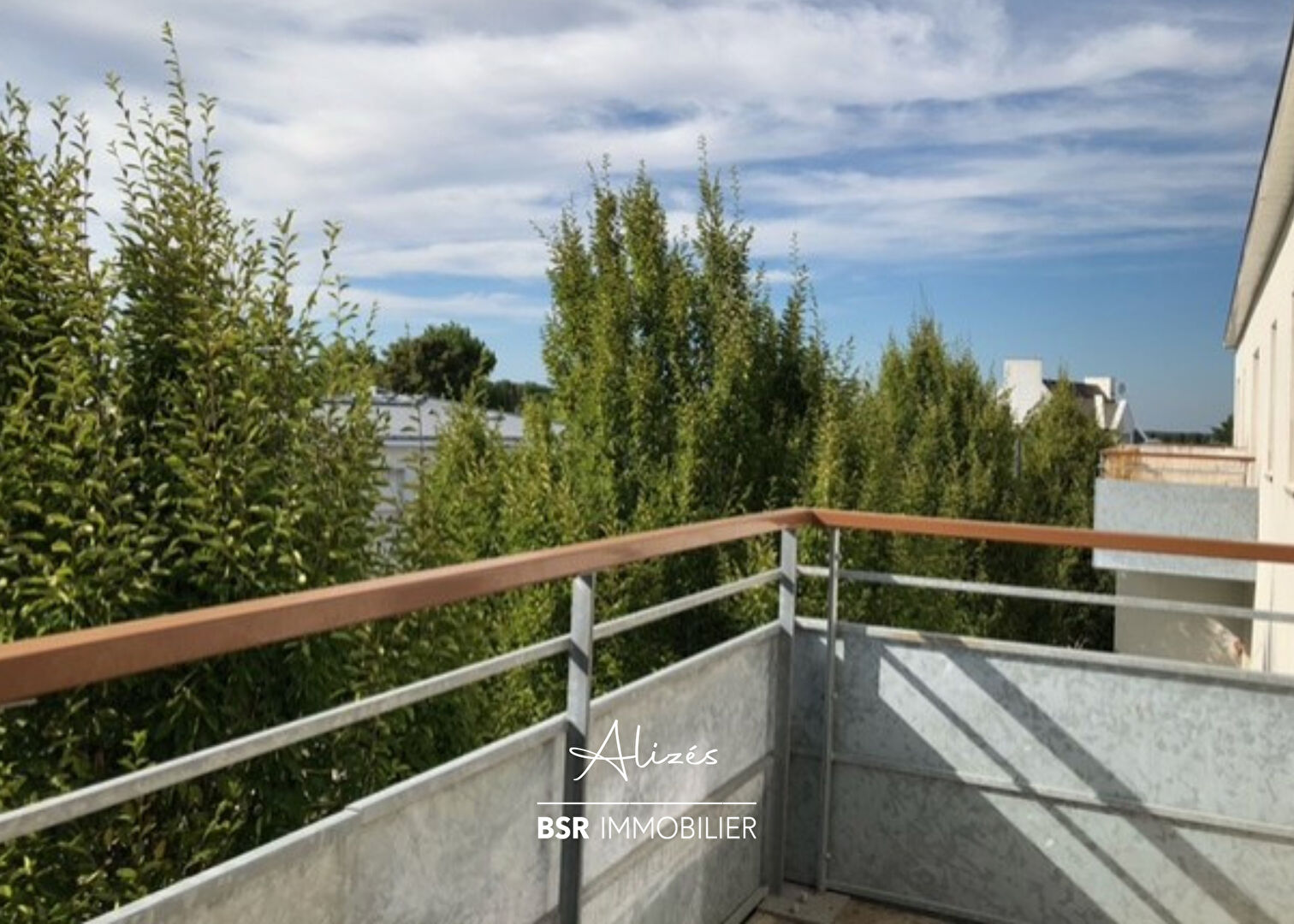 Appartement La Chapelle Sur Erdre deux pièces 40 m2 avec parking Appartement La Chapelle Sur Erdre deux pièces 40 m2 avec parking
